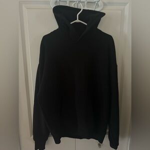 black zara hoodie, good condition, worn once, size L